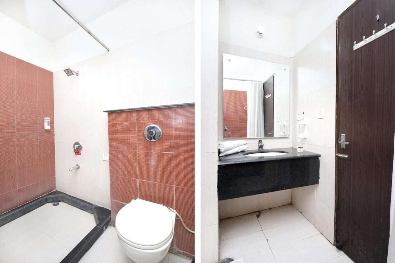 Capital O 15395 Hotel 42 Amritsar Exteriör bild
