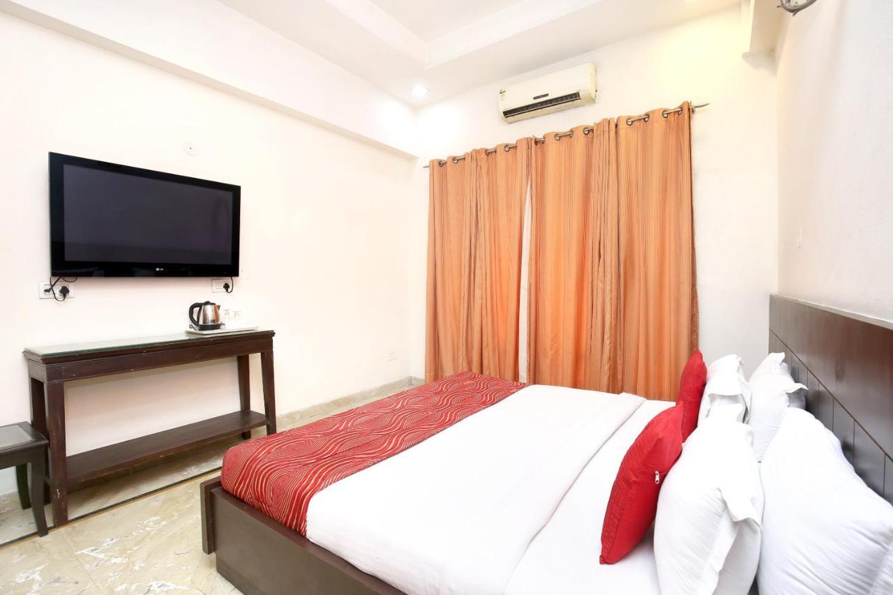 Capital O 15395 Hotel 42 Amritsar Exteriör bild