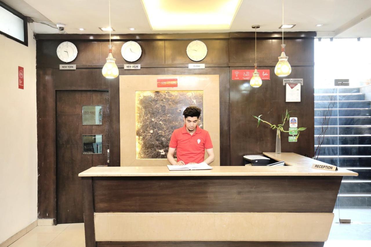 Capital O 15395 Hotel 42 Amritsar Exteriör bild