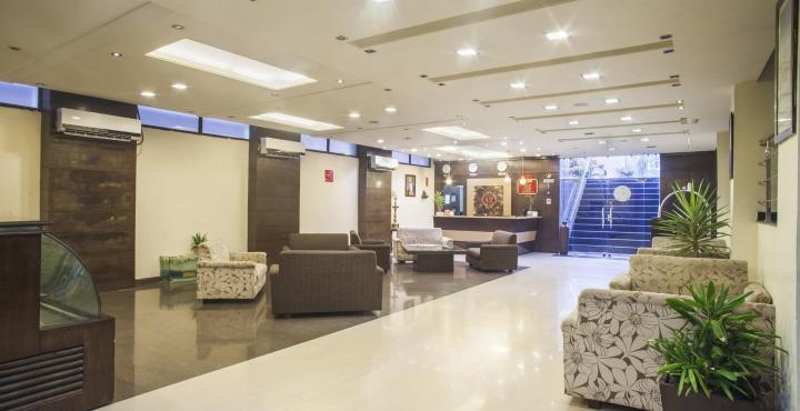Capital O 15395 Hotel 42 Amritsar Exteriör bild
